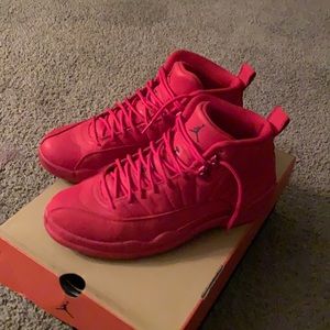 Retro 12 Gym Red